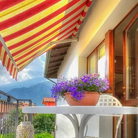 Mia Og Balkon- Und Gartenwohnung Gravedona